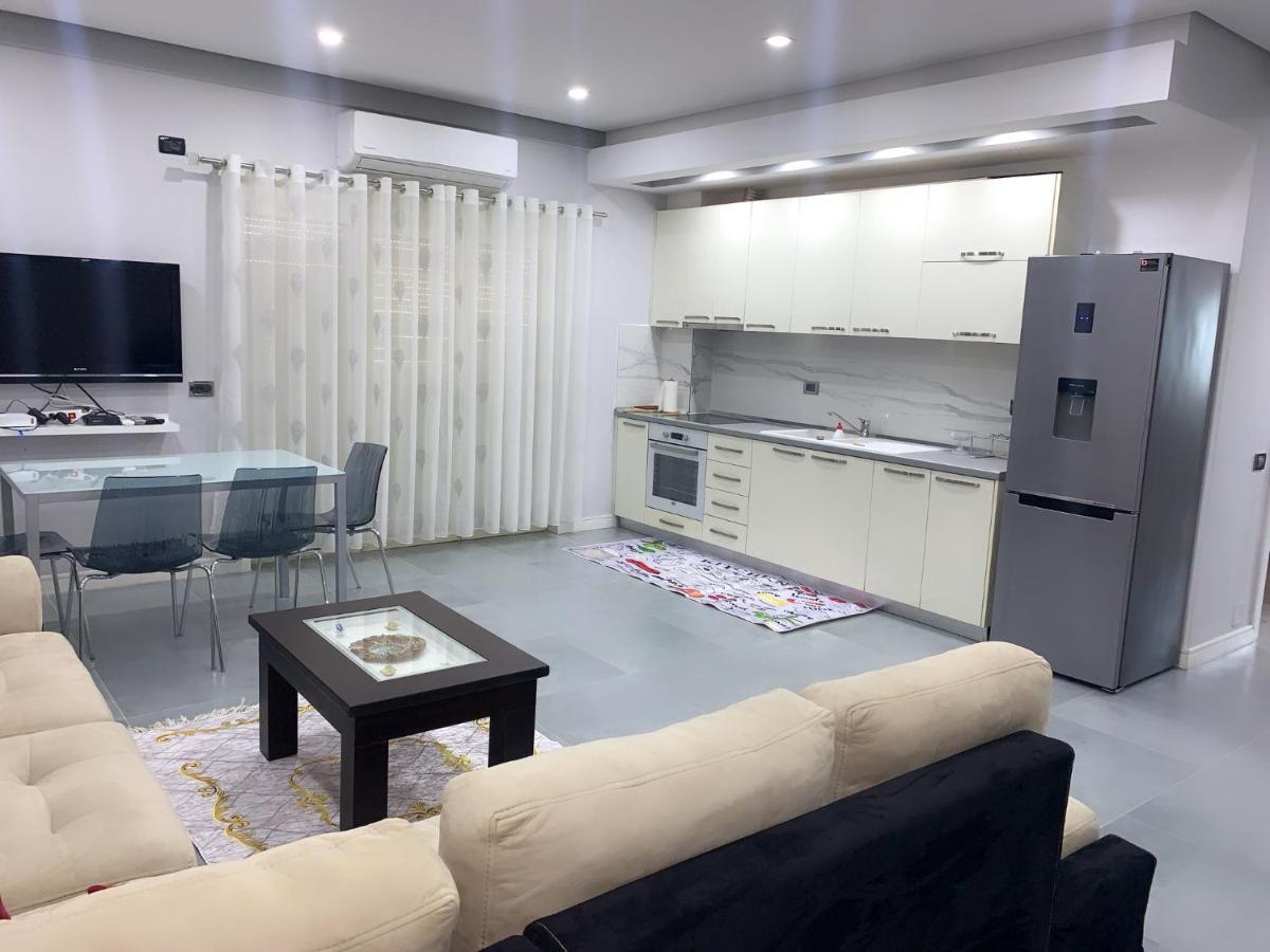 Апартаменти Apartament Dean Вльора Екстер'єр фото