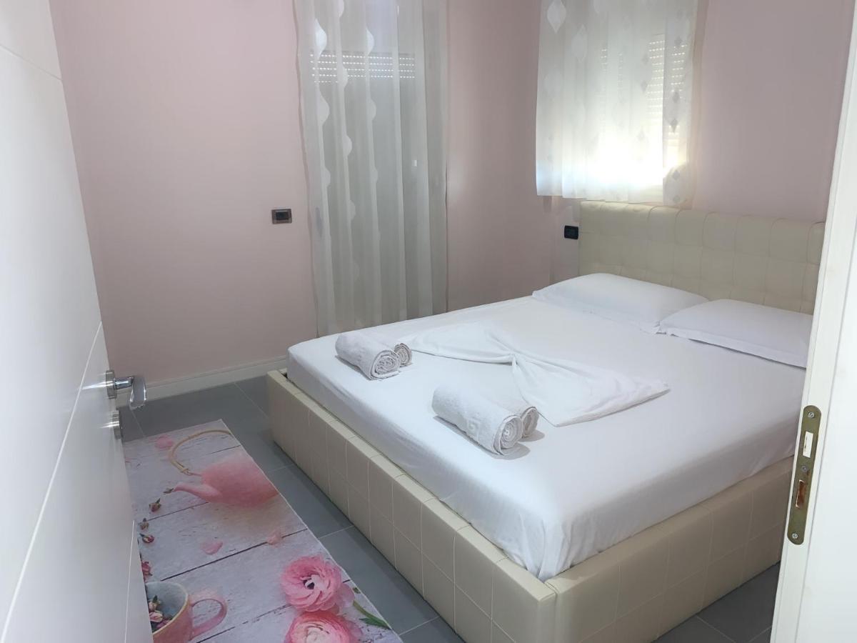 Апартаменти Apartament Dean Вльора Екстер'єр фото